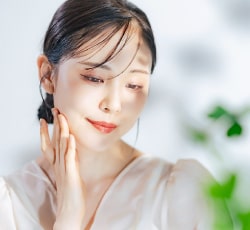 ニキビ跡への作用と皮膚再生効果